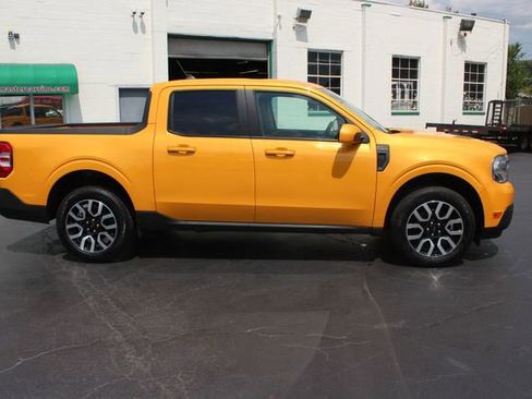 Used 2023 Ford Maverick Lariat w/ Lariat Luxury Package image 9