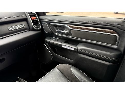 Used 2019 RAM 1500 Laramie image 18