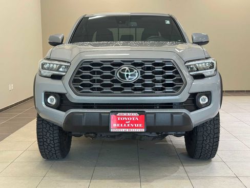 Certified 2020 Toyota Tacoma TRD Off-Road image 6