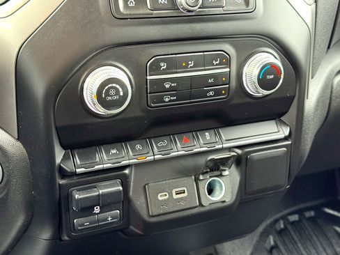 Used 2023 GMC Sierra 1500 Pro w/ Pro Value Package image 22