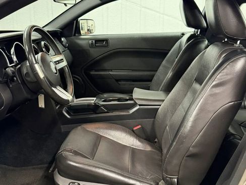 Used 2005 Ford Mustang Premium RWD image 27