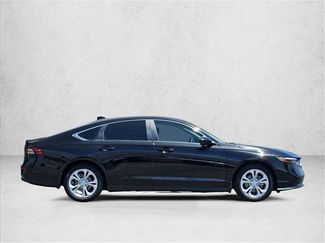 Used 2025 Honda Accord LX video 4