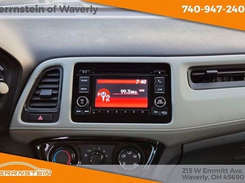 Used 2022 Honda HR-V LX image 10