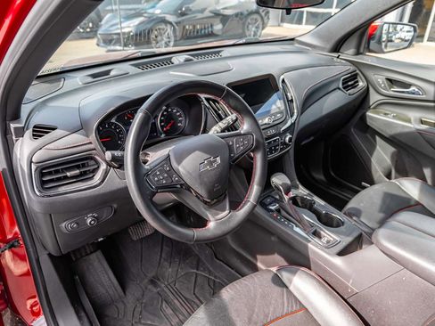 Used 2023 Chevrolet Equinox RS w/ RS Leather Package AWD/4WD image 8