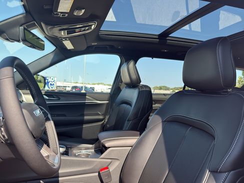 New 2025 Jeep Grand Cherokee L Limited w/ Luxury Tech Group II image 27