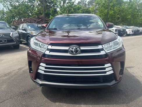 Used 2019 Toyota Highlander LE image 35