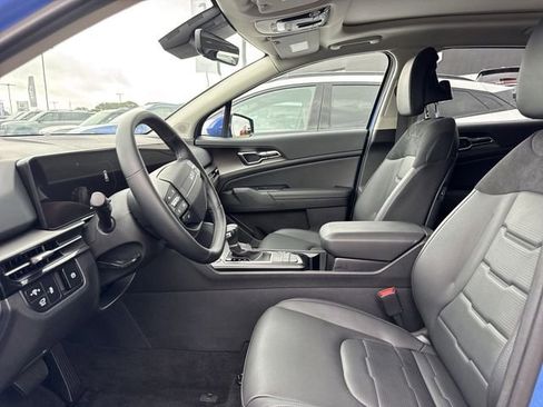 Used 2026 Kia Sportage SX FWD image 12