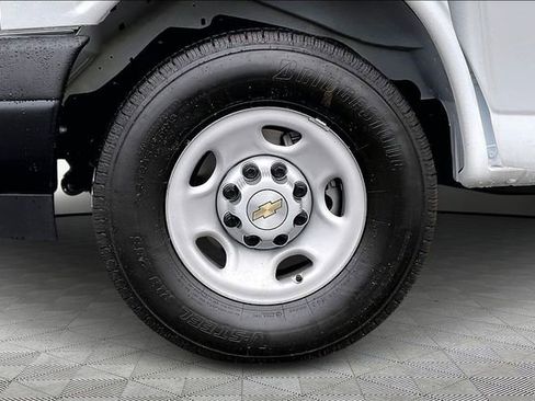 New 2025 Chevrolet Express 2500 w/ Driver Convenience Package image 12