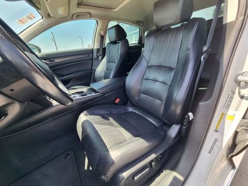 Used 2018 Honda Accord EX-L image 10