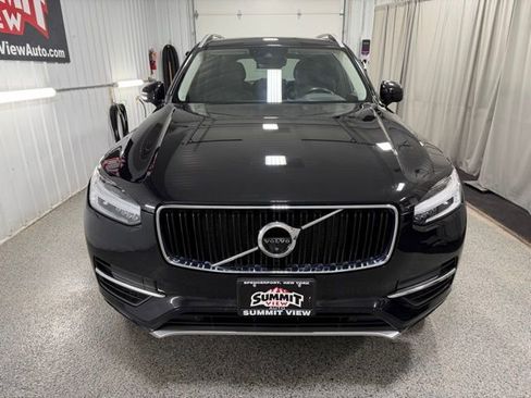 Used 2018 Volvo XC90 T5 Momentum w/ Convenience Package image 2
