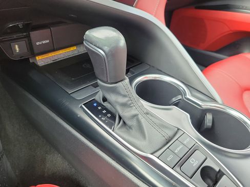 Used 2020 Toyota Camry XSE image 22