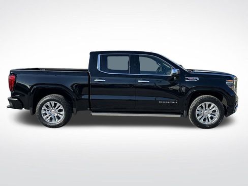 New 2026 GMC Sierra 1500 Denali w/ Technology Package image 9