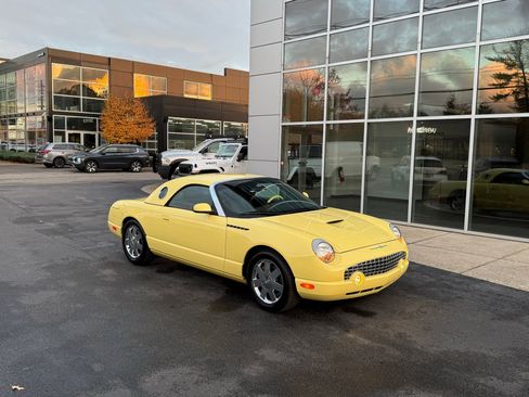 Used 2002 Ford Thunderbird image 16