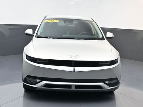 Certified 2024 Hyundai Ioniq 5 SEL image 8