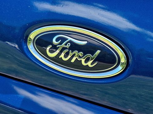 Used 2018 Ford EcoSport SE w/ SE Convenience Package FWD image 30