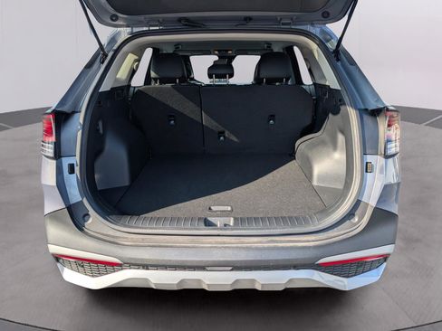 Used 2024 Kia Sportage EX image 11