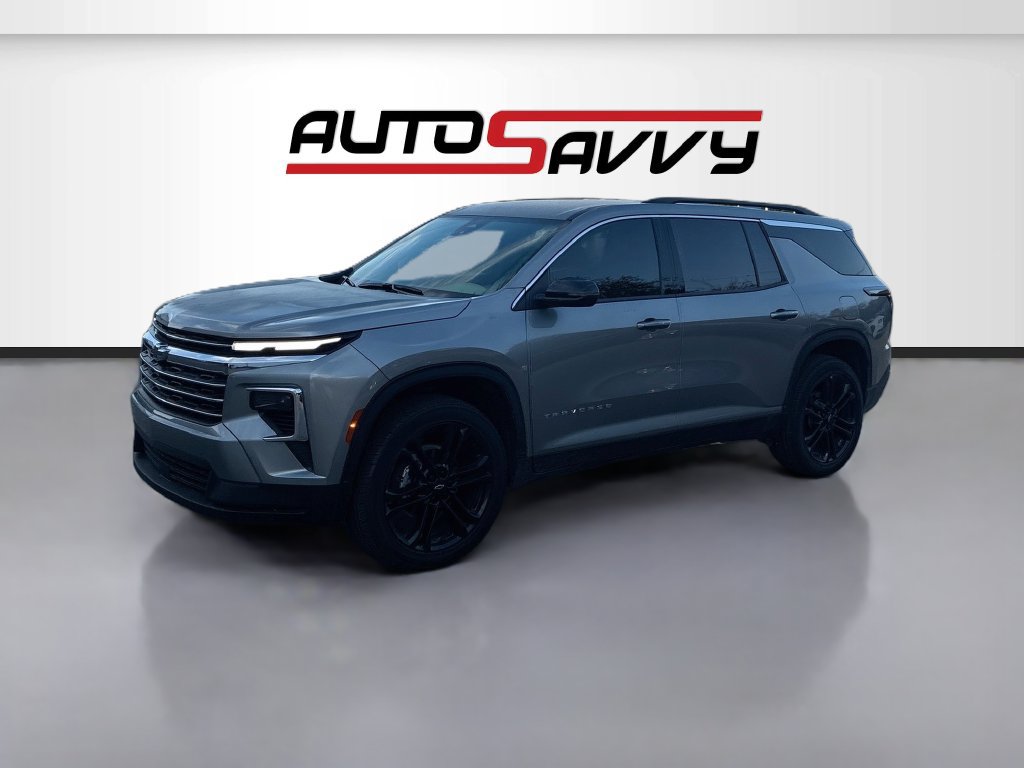 Used 2026 Chevrolet Traverse LT w/ LPO, Floor Liner Package FWD image 4