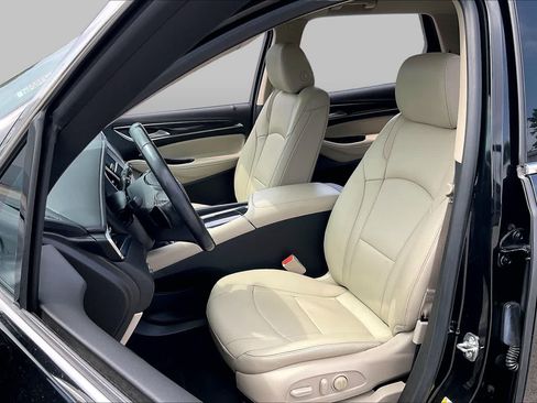Used 2019 Buick Enclave Essence w/ Trailering Package, 5000 lbs. FWD image 8