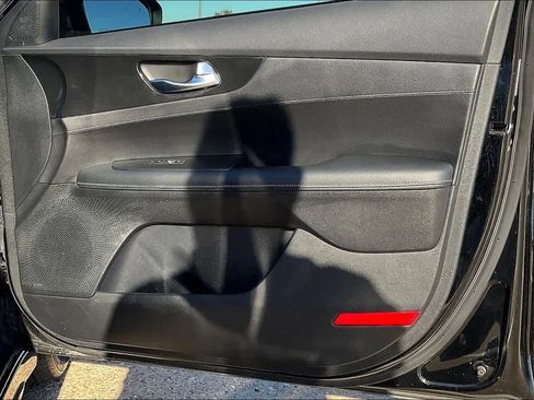 Certified 2024 Kia Forte GT-Line w/ GT-Line Premium Package image 28