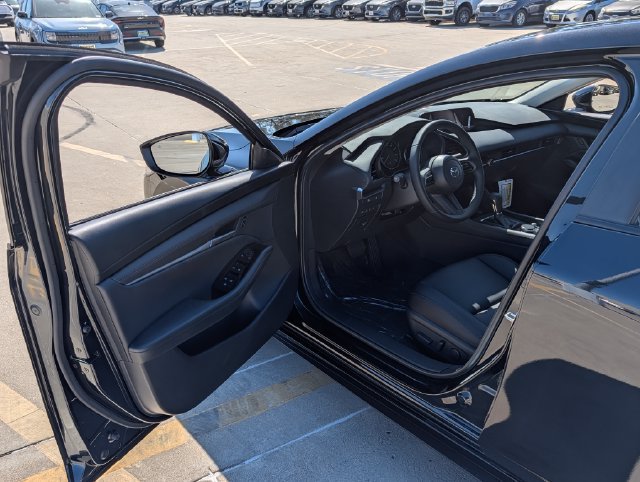 New 2026 MAZDA MAZDA3 2.5 S Sedan w/ Preferred Pkg FWD image 31