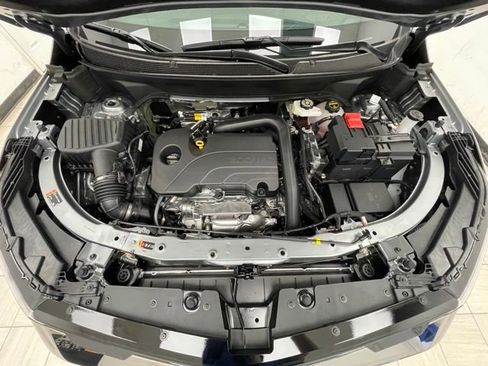 New 2026 Chevrolet Equinox ACTIV AWD/4WD image 17