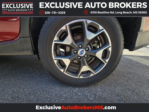 Used 2018 Subaru Crosstrek 2.0i Premium w/ Eyesight System image 9