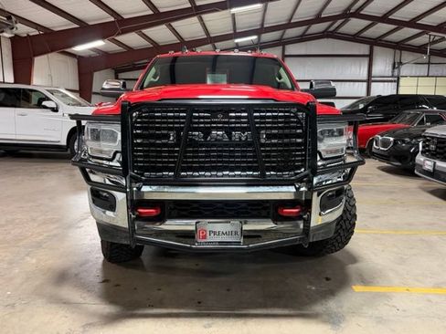 Used 2022 RAM 3500 Laramie AWD/4WD image 2