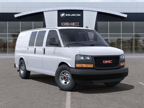 New 2024 GMC Savana 2500 w/ Driver Convenience Package RWD image 31