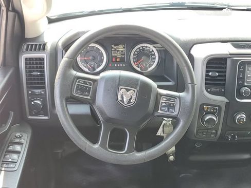 Used 2022 RAM 1500 Tradesman w/ Chrome Appearance Group AWD/4WD image 11