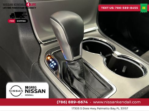 Used 2021 Jeep Grand Cherokee Laredo image 24