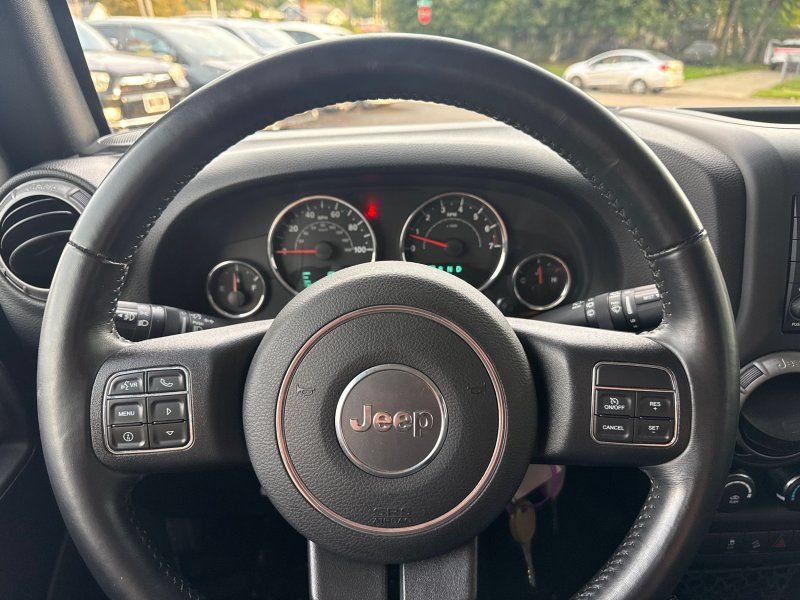Used 2016 Jeep Wrangler Unlimited Sport w/ Connectivity Group AWD/4WD image 22