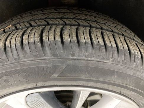 Used 2023 Buick Encore GX Select w/ Sport Touring Package image 23