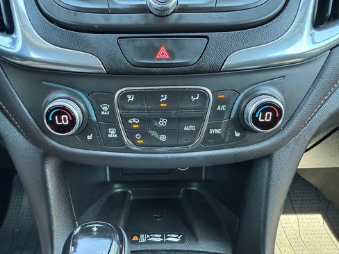 Certified 2021 Chevrolet Equinox Premier w/ Redline Edition AWD/4WD image 32