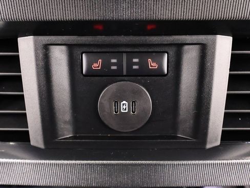 Certified 2024 Ford F350 Platinum image 17