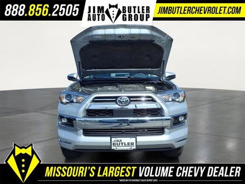 Used 2022 Toyota 4Runner Limited AWD/4WD image 26