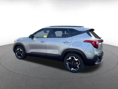 Used 2025 Kia Seltos S image 8
