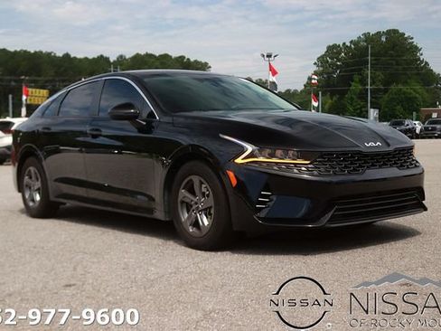 Used 2023 Kia K5 LXS image 1