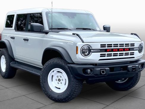 New 2026 Ford Bronco Heritage Edition AWD/4WD image 2