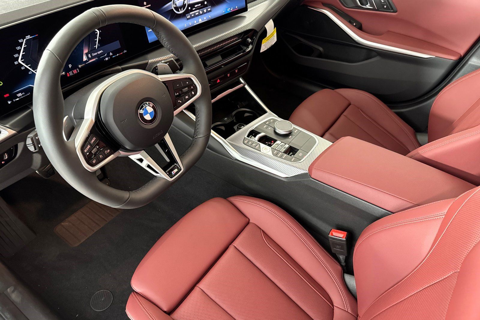 New 2026 BMW 330i Sedan w/ M Sport Package RWD image 4