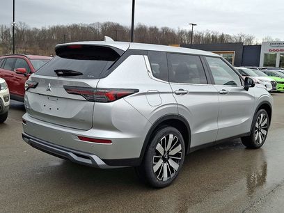 New 2026 Mitsubishi Outlander SE