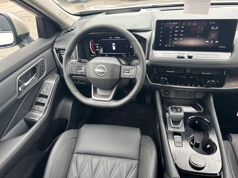 New 2026 Nissan Rogue Platinum w/ Platinum Premium Package image 18