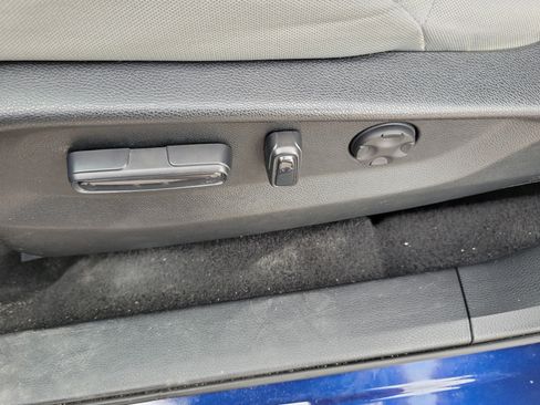 Used 2018 Honda CR-V EX image 23