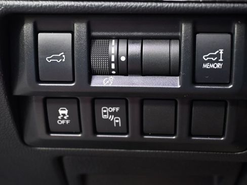 Used 2016 Subaru Outback 2.5i Limited w/ Popular Package #4 AWD/4WD image 20
