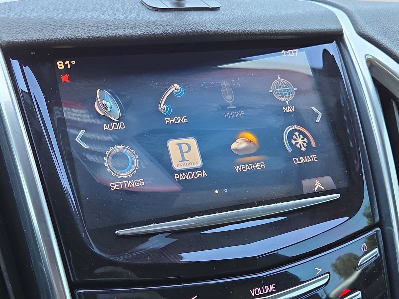 Used 2014 Cadillac SRX Performance w/ Driver Awareness Package FWD image 32