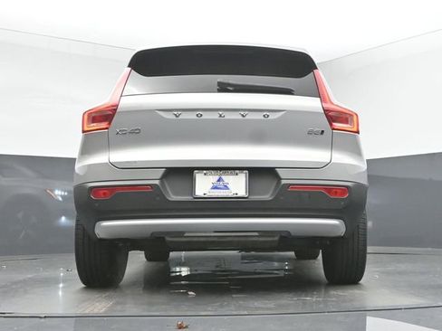 Used 2024 Volvo XC40 B5 Plus w/ Protection Package Premier image 42