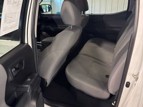 Used 2019 Toyota Tacoma SR w/ SR Convenience Package RWD image 11