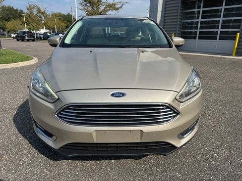 Used 2017 Ford Focus Titanium FWD image 15