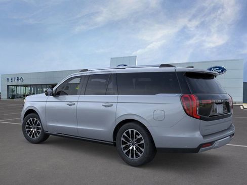 New 2025 Ford Expedition Max Platinum image 6
