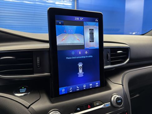 Used 2020 Ford Explorer ST w/ ST Street Pack image 20