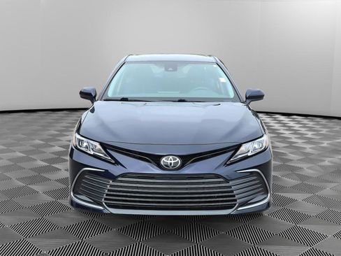 Used 2022 Toyota Camry LE FWD image 9